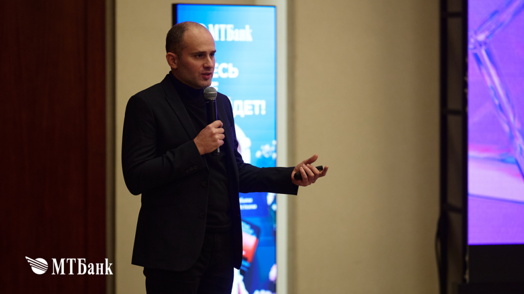 Георгий Малиновский.png Георгий Малиновский.png